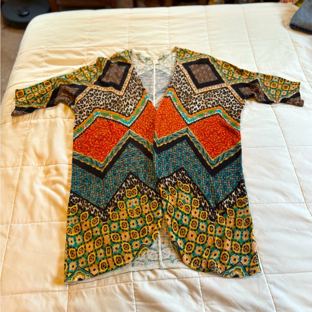 Stunning Chico's Multicolor Knit open front Sweater coverup